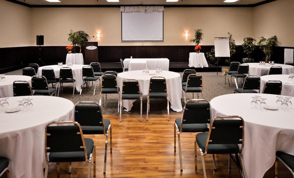 Sandman Hotel Lethbridge Εξωτερικό φωτογραφία